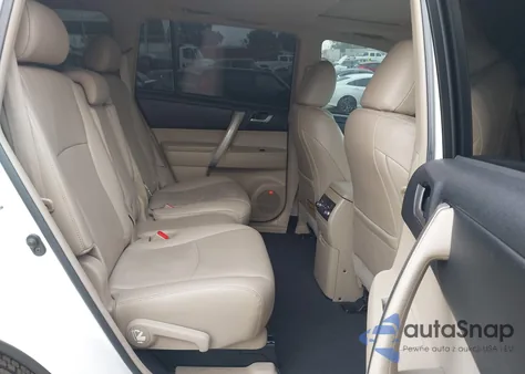 2012 Toyota Highlander Se V6 из США, поврежденный, VIN 5TDBK3EHXCS163825